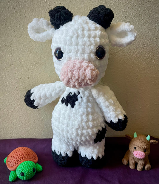 Crochet cow