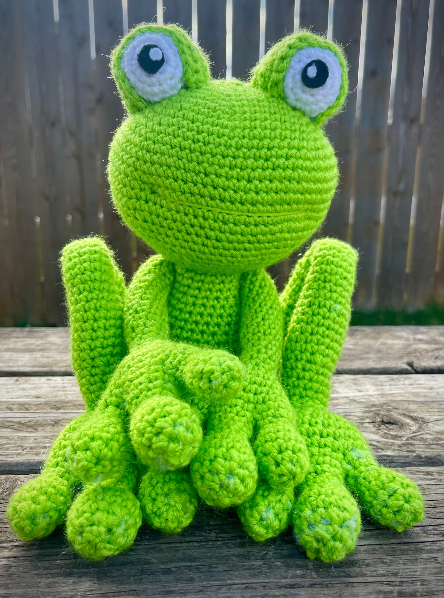 Crocheted frog