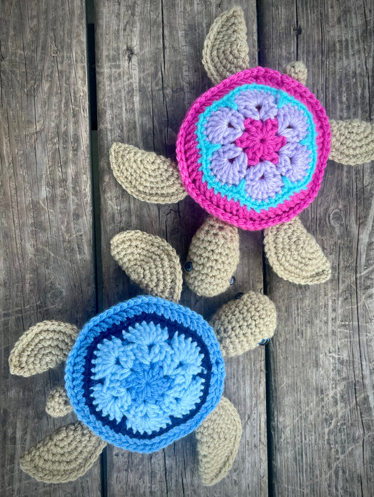 Crochet turtle